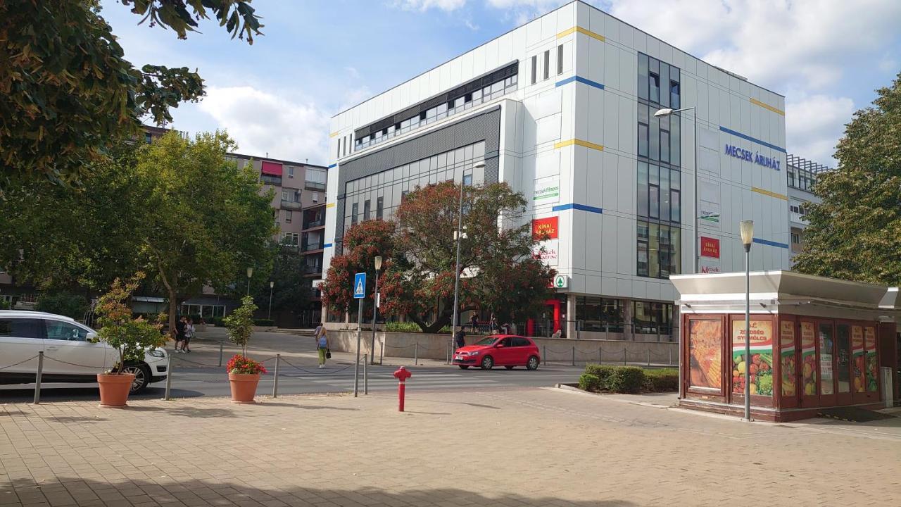 Koroesi Apartman Pécs Zewnętrze zdjęcie